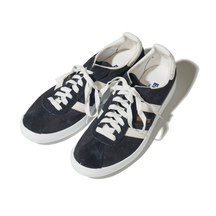 Exis suede sneaker size