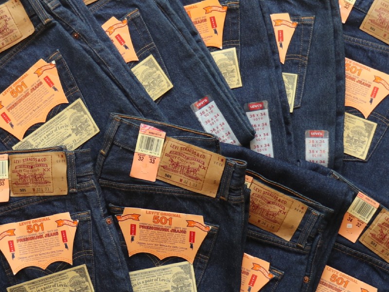 Levi's 501 Made in USA Made in Mexico Dead stock