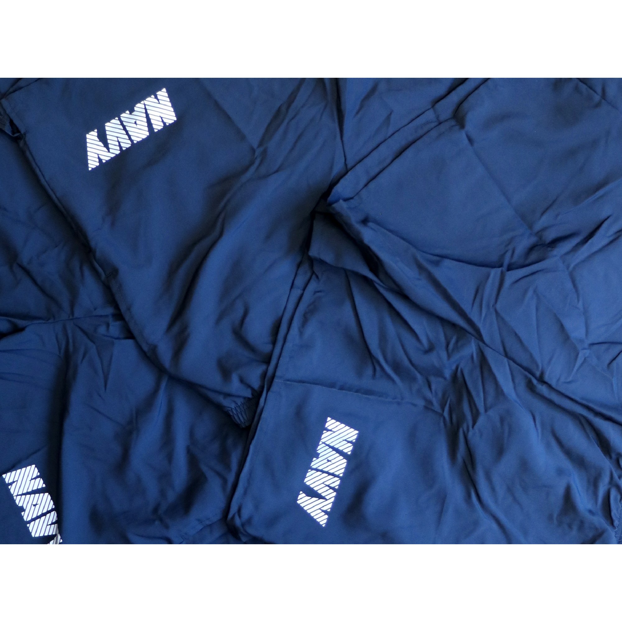 US NAVY x NEW BALANCE training shorts that you want to wear this summer.