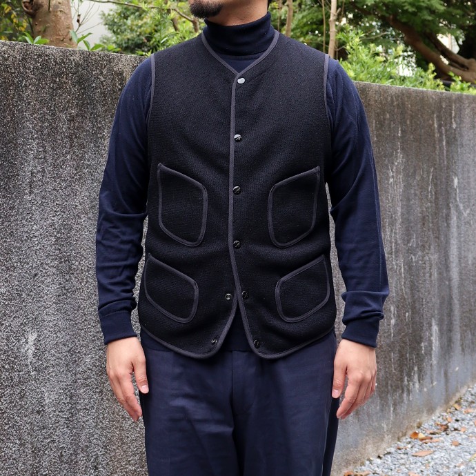 Elegant with Anatomica's beach cross vest. | Currently updating a