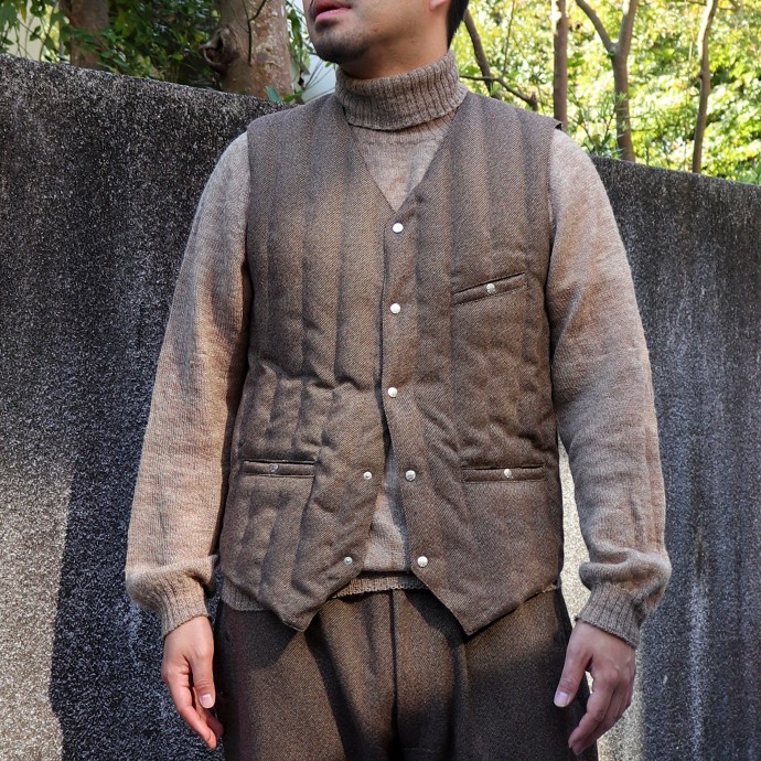 Rocky Mountain Feather Bed JS Down Gilet Down Vest Tweed
