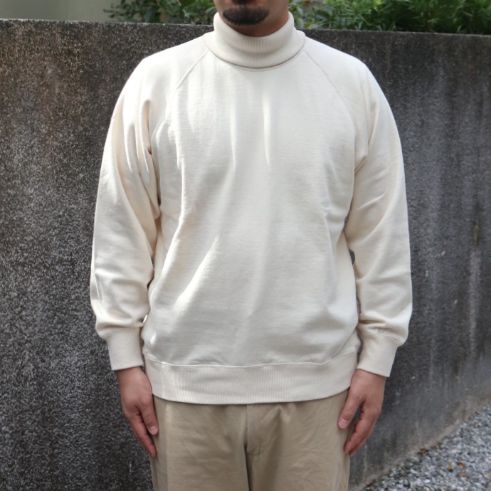 ANATOMICA SWEAT RAGLAN TURTLE NECK