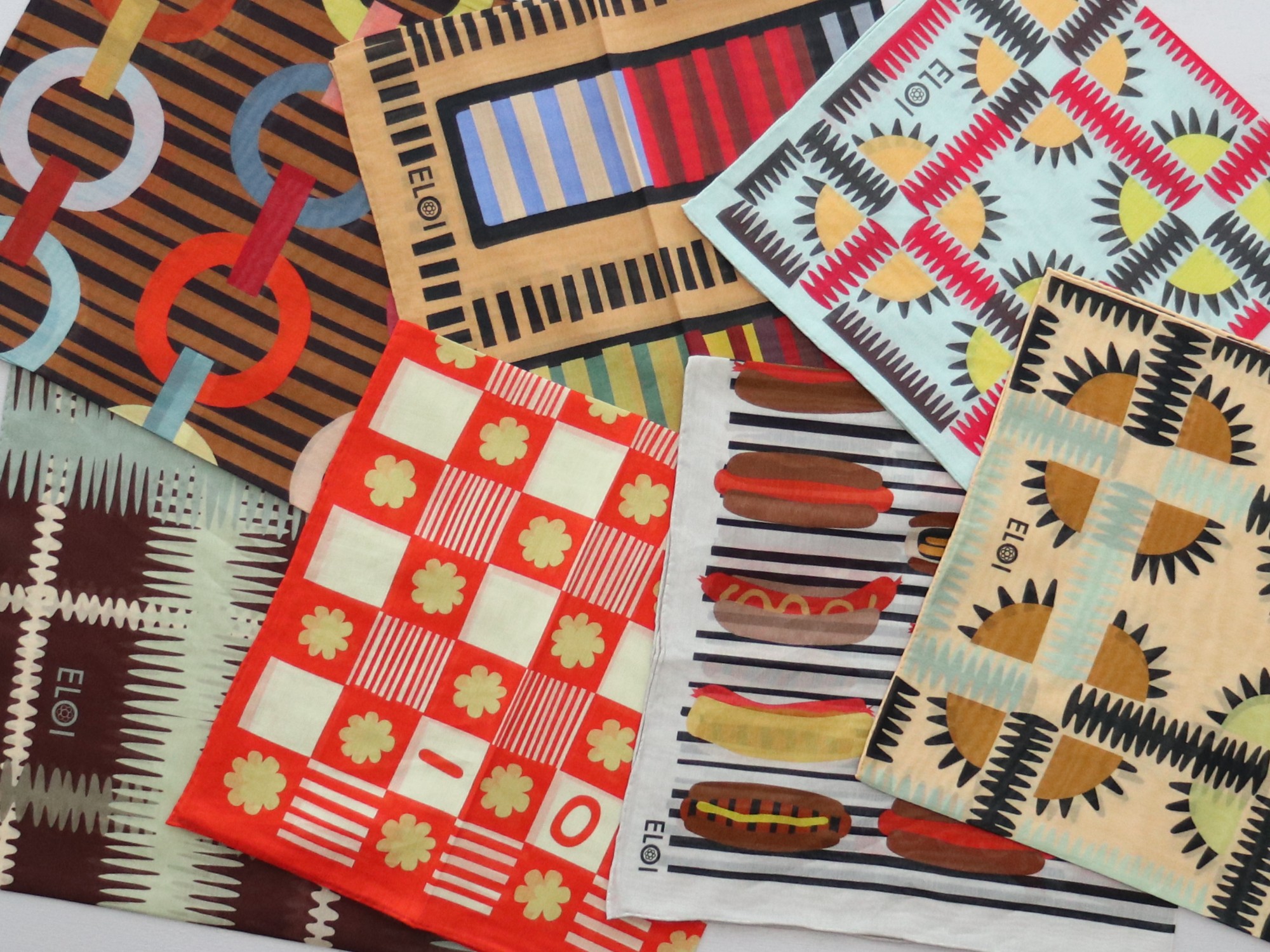 The “ELOI” scarf, which has landed in Japan for the first time, has arrived with a new pattern.
