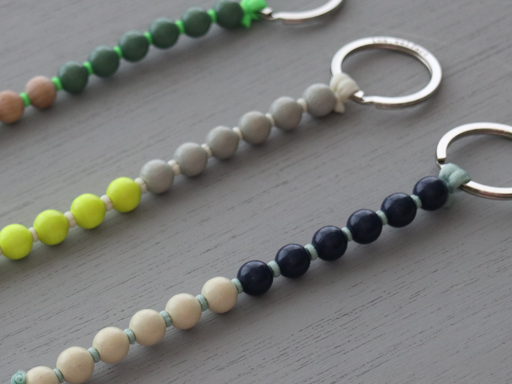 Multicolored Ina Seifart PERLEN SHORT KEYHOLDER.
