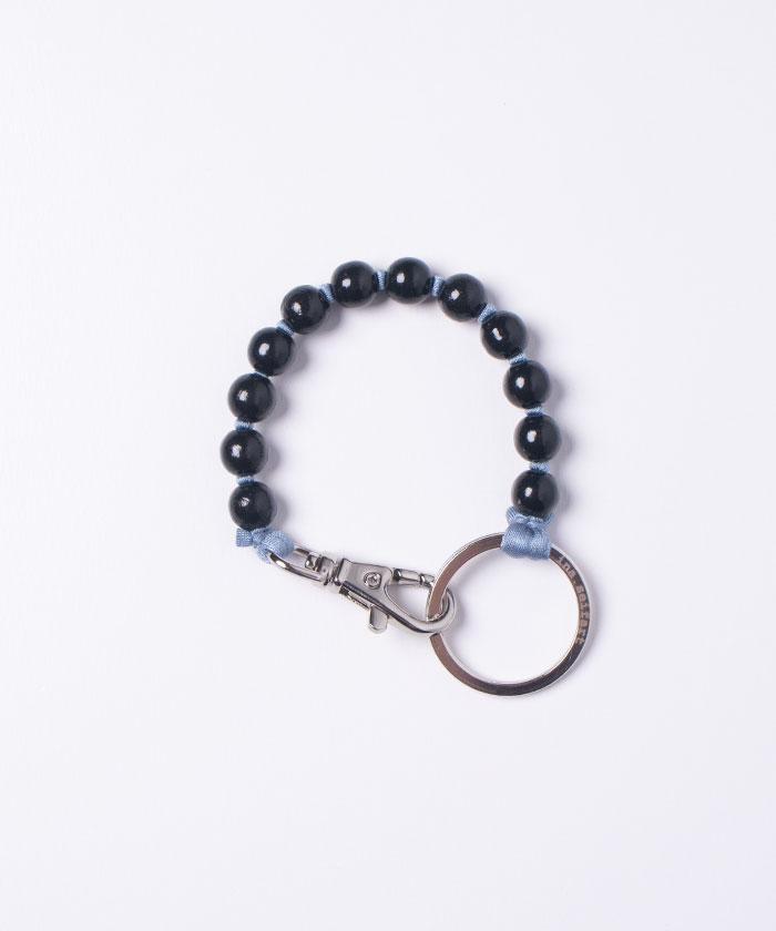 perlen_short_black_blueberry
