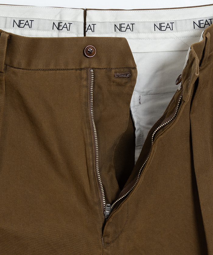 A thorough explanation of NEAT's classic pants, NEAT CHINO. | NEW