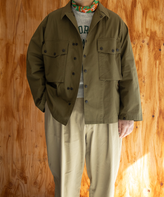 [Needles] Practical and decorative. A new field jacket made from cotton ripstop.