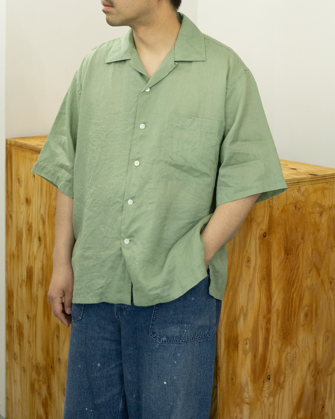 [Interim Shirt] Perfect as a summer light jacket or on its own. Ramie sheer lawn open-collar shirt now in stock.