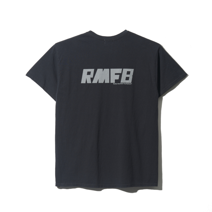 ロッキーマウンテンフェザーベッド リフレクターネイビーTシャツ ブラック