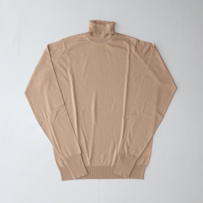 JOHN SMEDLEY RICHARDS（ジョンスメドレー リチャーズ タートルネックニット ベージュ）