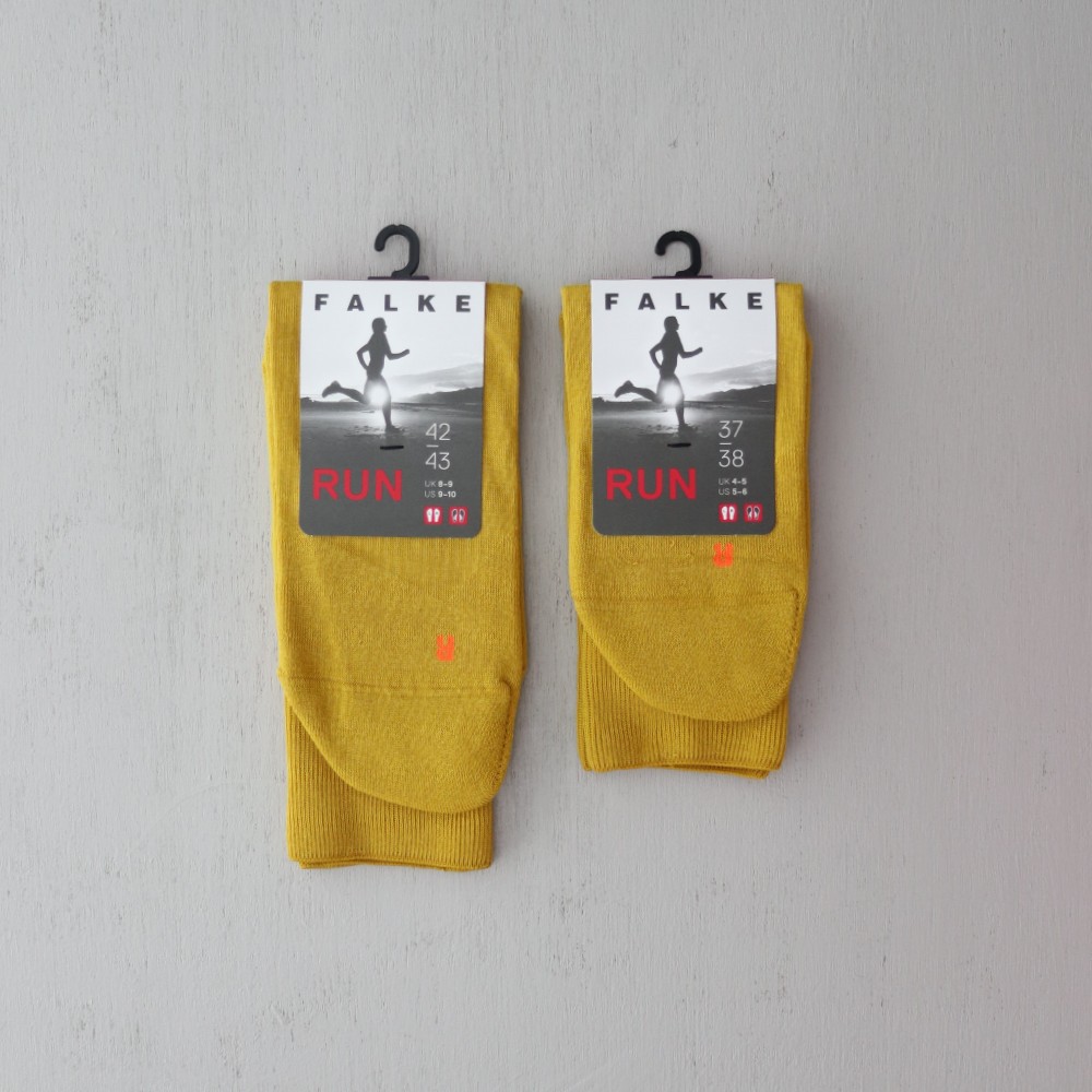 FALKE RUN SOCKS（ファルケ ランソックス 黄色 メンズサイズ レディースサイズ）