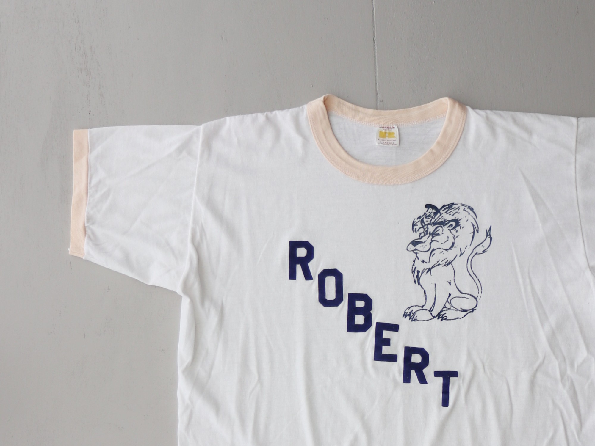 アメリカ製のビンテージTシャツを集めました。