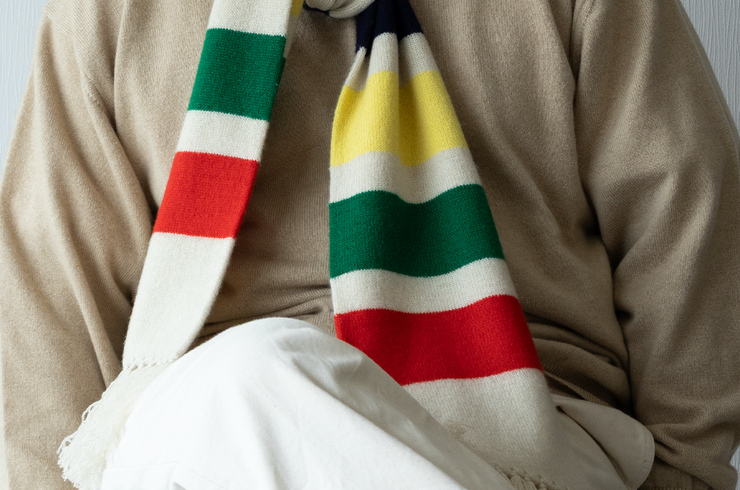 HERILL / GOLDENCASH PULLOVER and CARDIGAN。