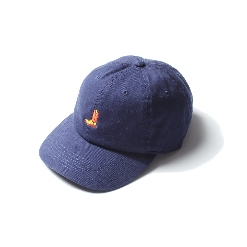 Rocky Mountain featherbed EMBROIDERED BOOT CAP(록키 마운틴 페더 베드 캡 웨스턴 부츠 자수 네이비)