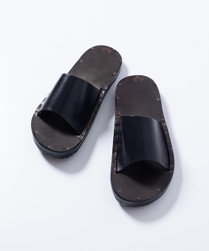 JUTTA NEUMANN/유타 뉴먼