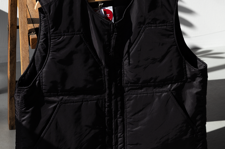 26AW ENGINEERED GARMENTS OVER VEST, BLACK FLIGHT SATIN NYLON.