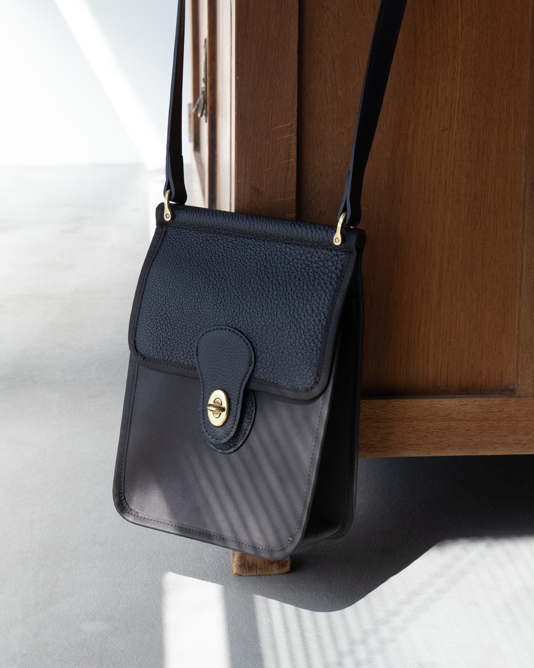 2026AW AUBERGE / MADISON, BLACK × BLACK.