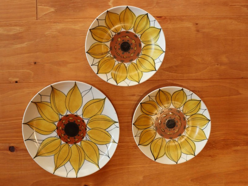 เครื่องใช้บนโต๊ะอาหาร Arabian Vintage Vintage Sunflower