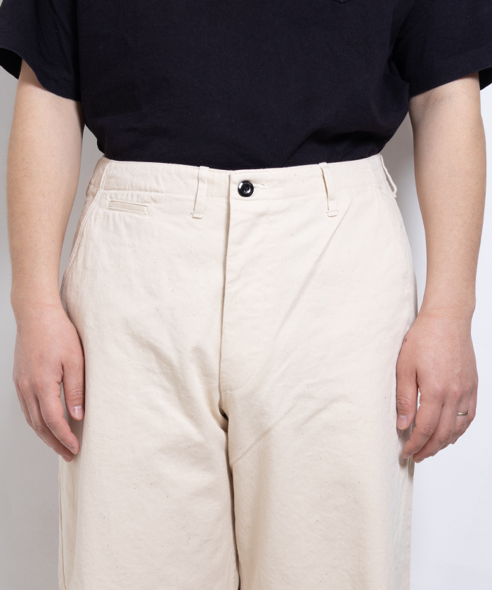 สินค้าใหม่ประจำฤดูใบไม้ผลิ/ฤดูร้อนปี 2025 ของ Uti Pantaloon Maine