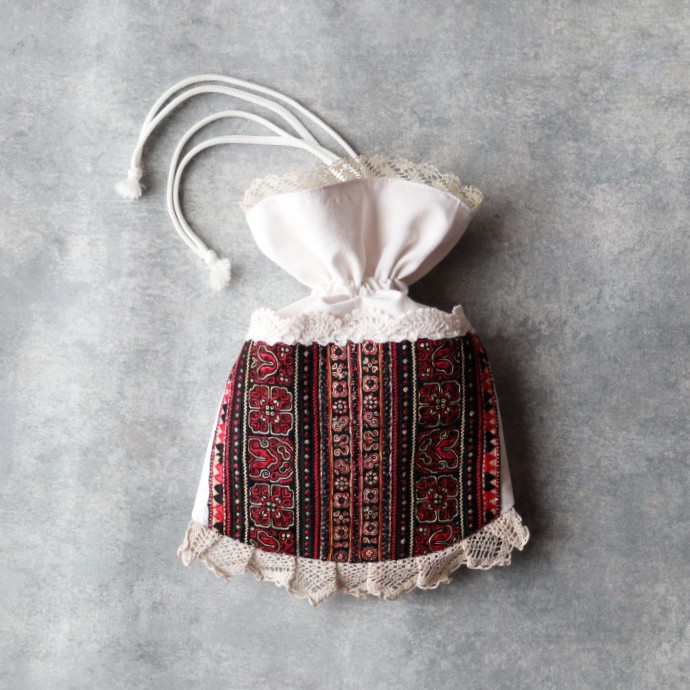 商品画像Embroidered1