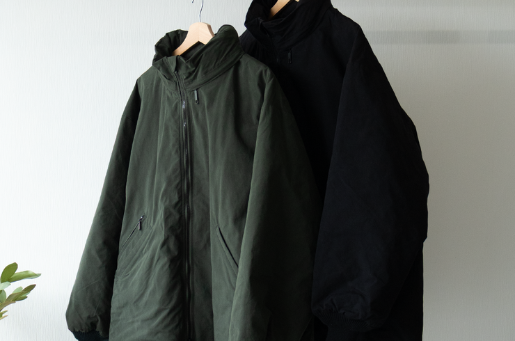 2026AW 針/帶帽羽絨服，高密度蠟面。